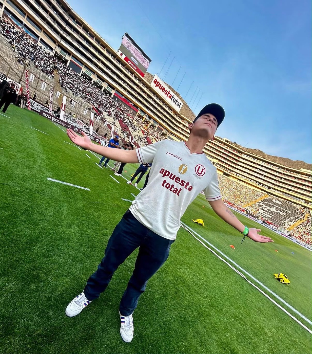 Iojan: En el Monumental
